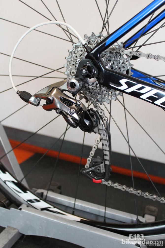 A SRAM Red WiFLi long-cage derailleur allows for use of bigger cassettes, like this 11-28T
