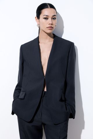 The Folded-Lapel Wool Blazer