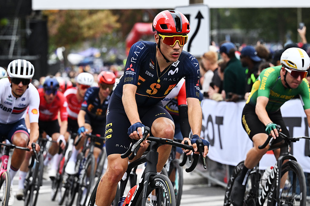 Juan Ayuso races among the peloton during the 2026 Road World Championships