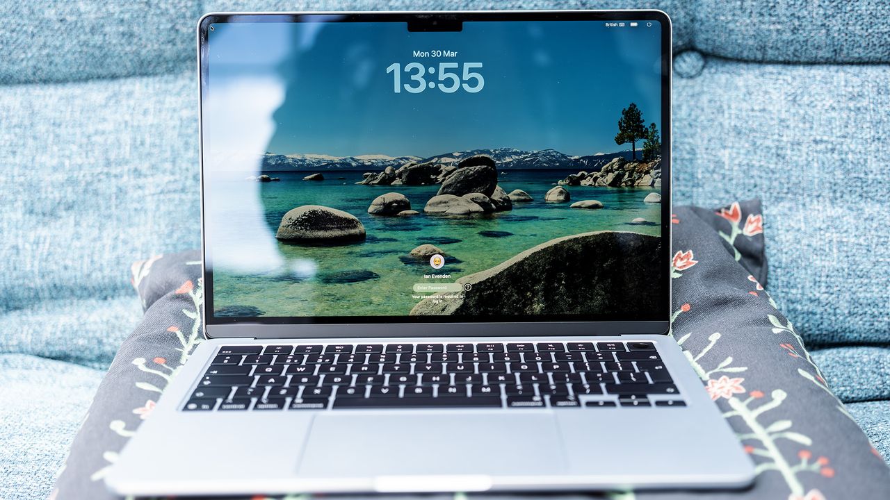 Apple MacBook Air M5