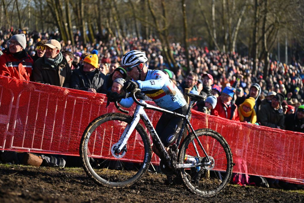 LIEVIN FRANCE FEBRUARY 02 Laurens Sweeck of Belgium competes during the 76th UCI CycloCross World Championships 2025 Mens Elite on February 02 2025 in Lievin France Photo by Luc ClaessenGetty Images