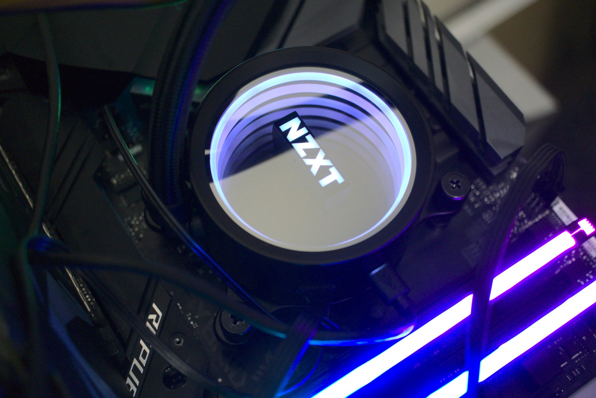 NZXT Kraken X73 RGB AIO review: Exceptional cooling performance with  flashing lights | Windows Central