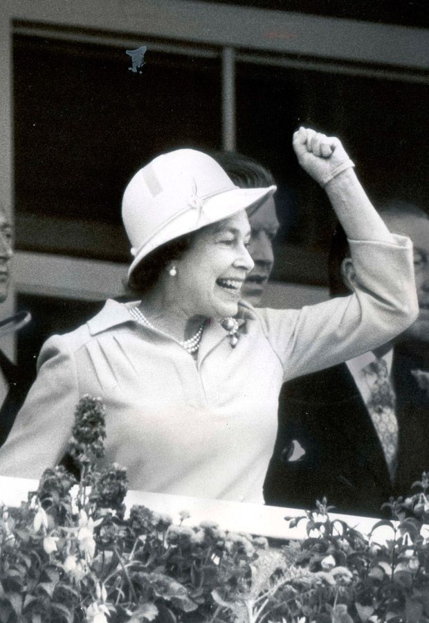 Iconic Royal Family Photos: 26 Moments Steeped In History 