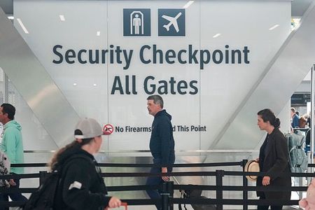 TSA Security Lines at IAH