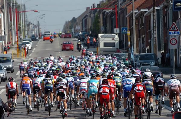 The peloton in Charleroi moments after the start.