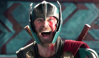 Chris Hemsworth yells yes seeing Hulk in Thor: Ragnarok Marvel