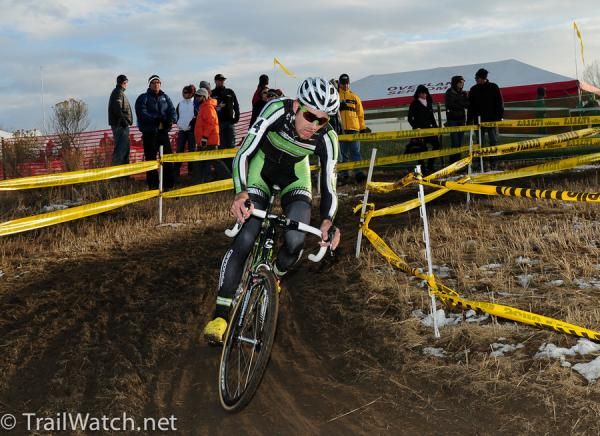 Jamey Driscoll (Cannondale/ Cyclocrossworld.com) riding in fourth place.