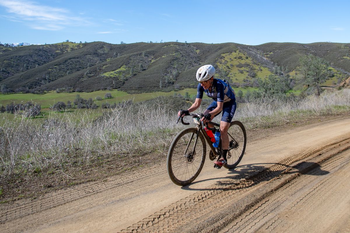 Flavia Oliveira Parks won the pro women's division of the 2024 Huffmaster Hopper