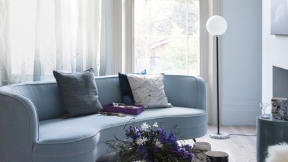 Cristina Celestino color tips, cold blue colors and furniture