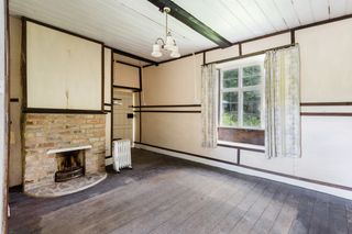 1 Rosebank Cottages - Laurie Lee's childhood home in Slad, Gloucestershire