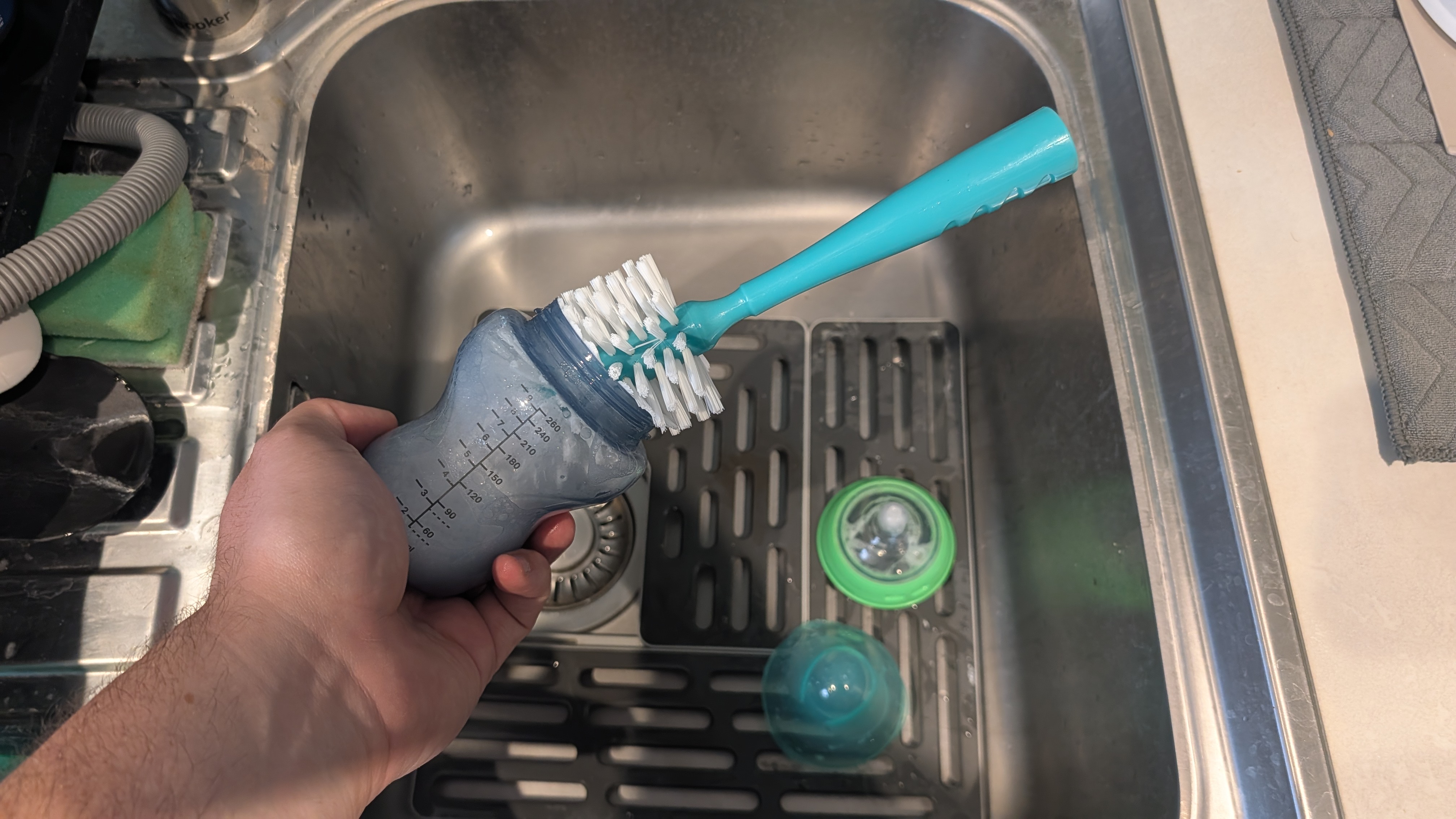 momcozy deepclean baby bottle cleaner