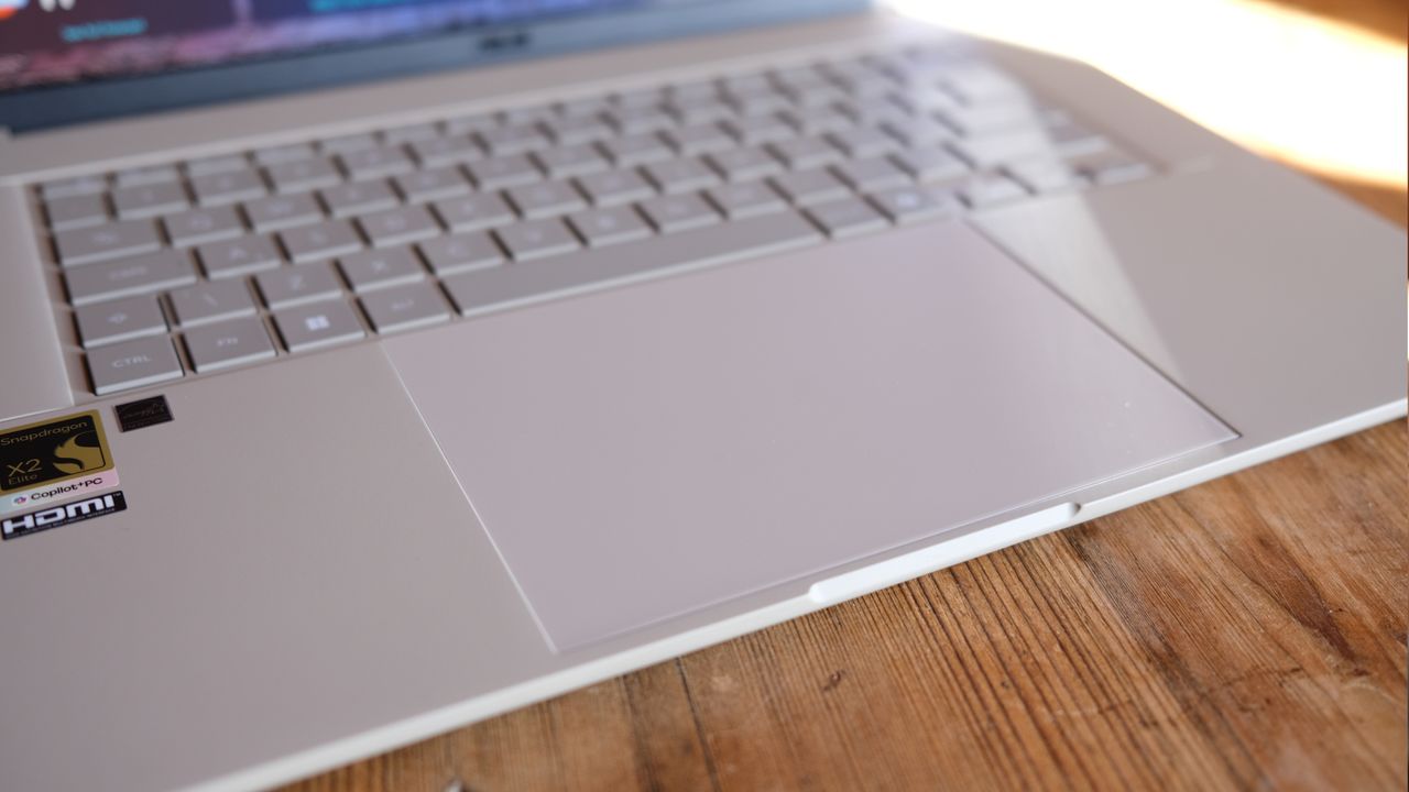Asus Zenbook A16 review