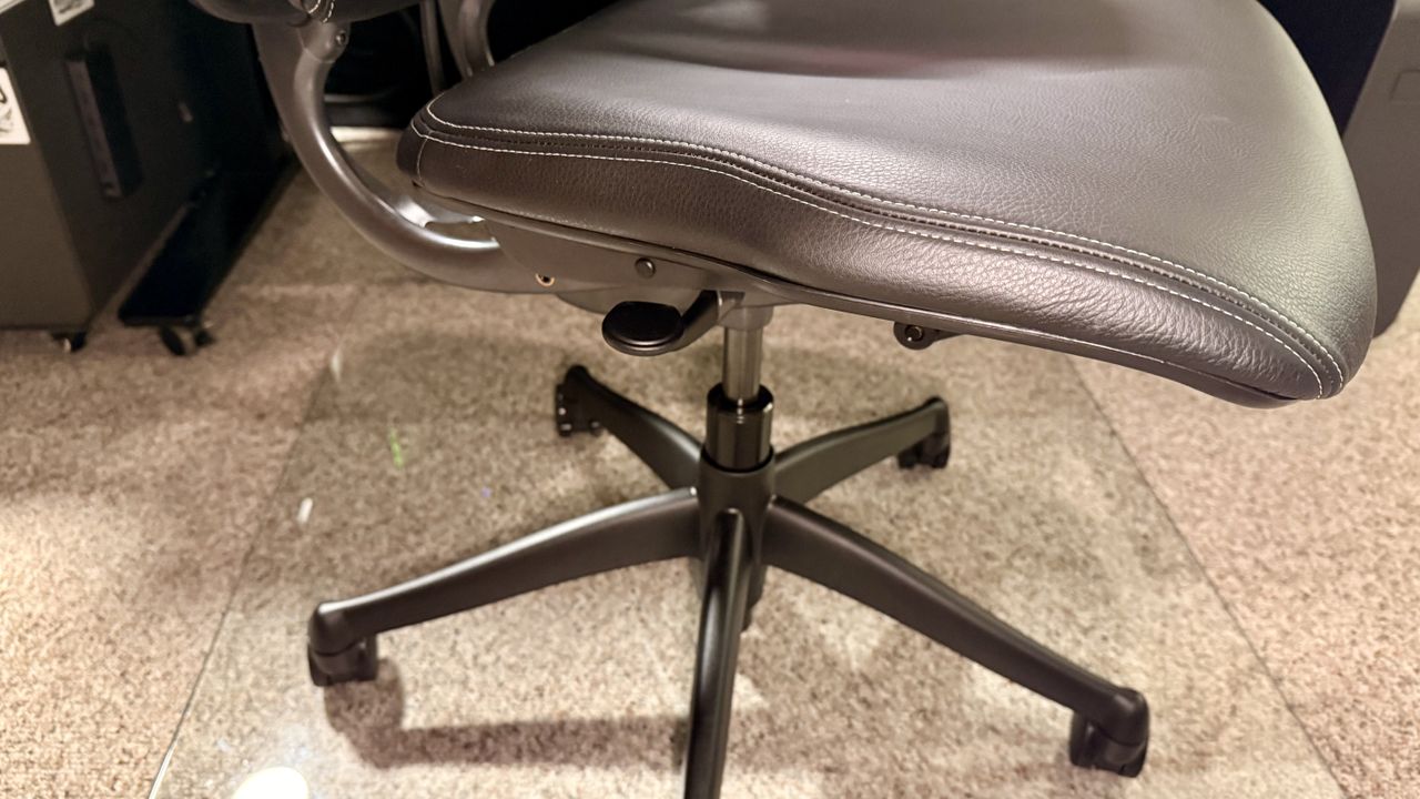Humanscale | Freedom
