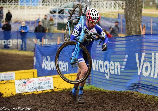 Jon Page (EcelLED/Spy) racing in second place on lap two