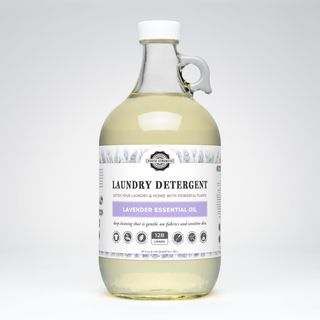 Rustic Strength Laundry Detergent With Pure Essential Oil