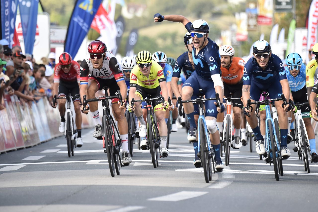 Tour du Limousin - Nouvelle Aquitaine 2022 - 55th Edition - 2nd stage Le Grand Perigueux Champcevinel - Riberac 184.7 km - 17/08/2022 - Alex Aranburu (ESP - Movistar Team) - Matteo Trentin (ITA - UAE Team Emirates) - Ivan Garcia Cortina (ESP - Movistar Team) - photo Tommaso Pelagalli/SprintCyclingAgency&Acirc;&copy;2022