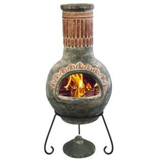 Gardeco Plumas Mexican Clay Chimenea in Green and Red on white background