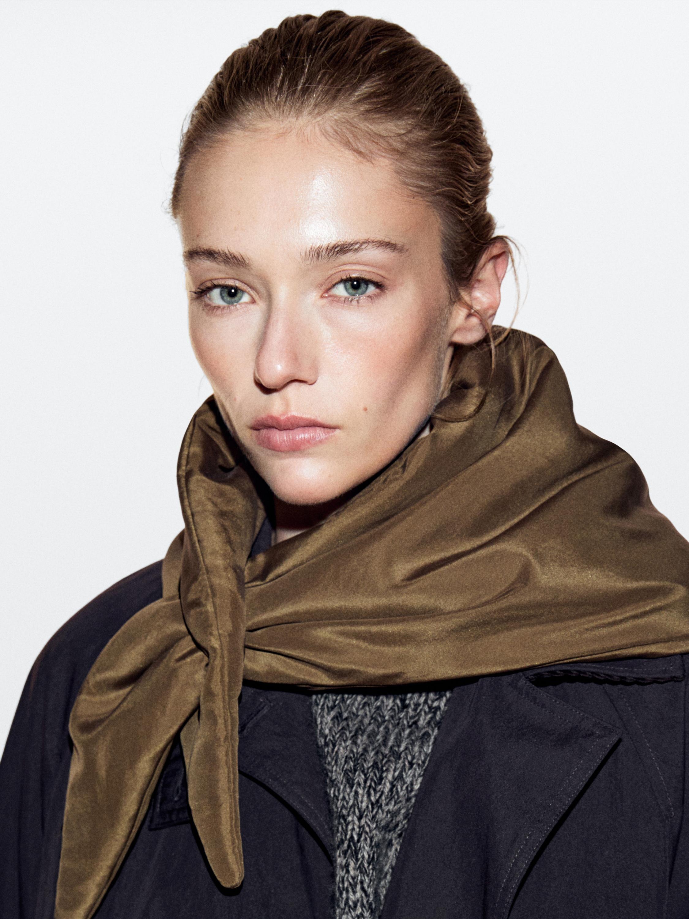 Massimo Dutti, Quilted 100% Silk Bandana