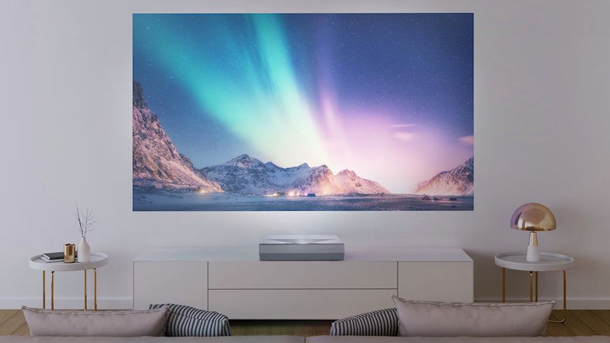 Ultra short throw projector buying guide. What you need to know