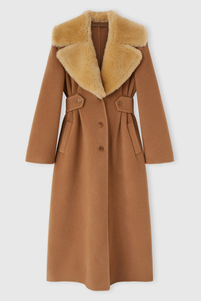 Long Oversize Coat in a Blend of Wool, Virgin Wool, and Cashmere With Alpaca Fur Lapel