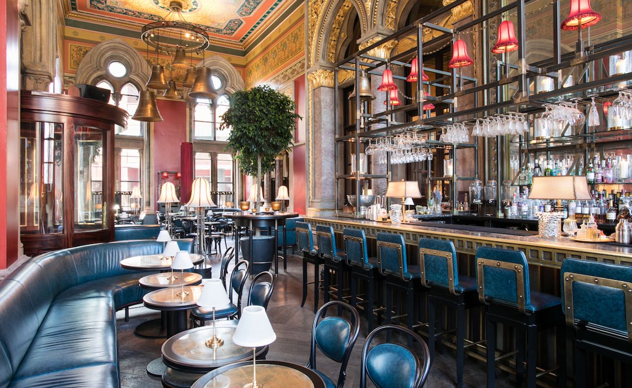 George&#039;s Bar, St Pancras Renaissance Hotel