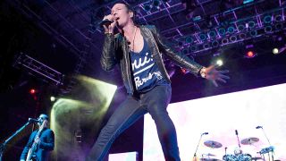 Stone Temple Pilots’ Scott Weiland onstage in 2010