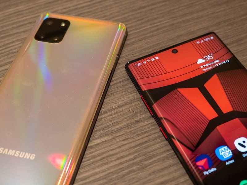 Galaxy Note 10 Lite back and Note 10 Plus front