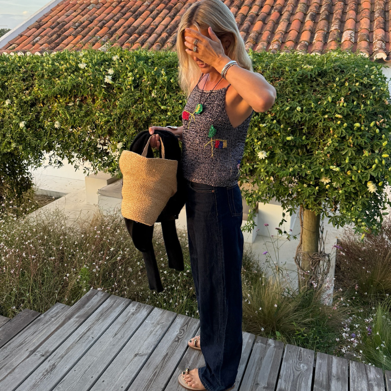 A photo of @lucywilliams02 in a garden