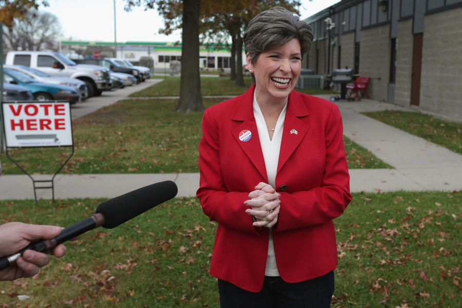 Republican Joni Ernst wins Iowa Senate seat for GOP