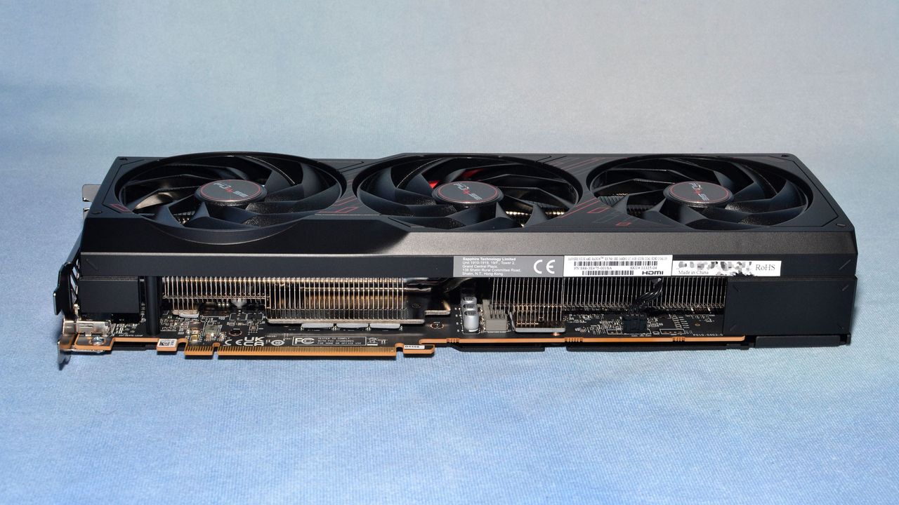 Sapphire RX 7900 GRE Pulse photos and unboxing