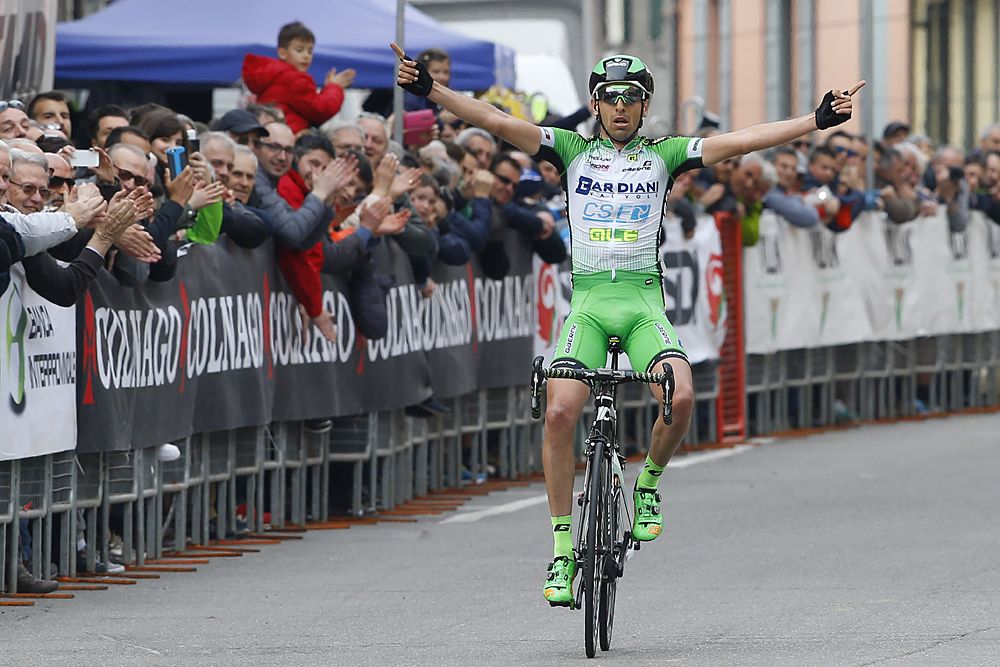 Stefano Pirazzi (Bardiani CSF) wins Coppi e Bartali finale, solo