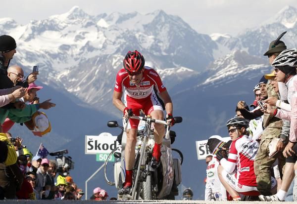 Cadel Evans (BMC) on the Plan de Corones