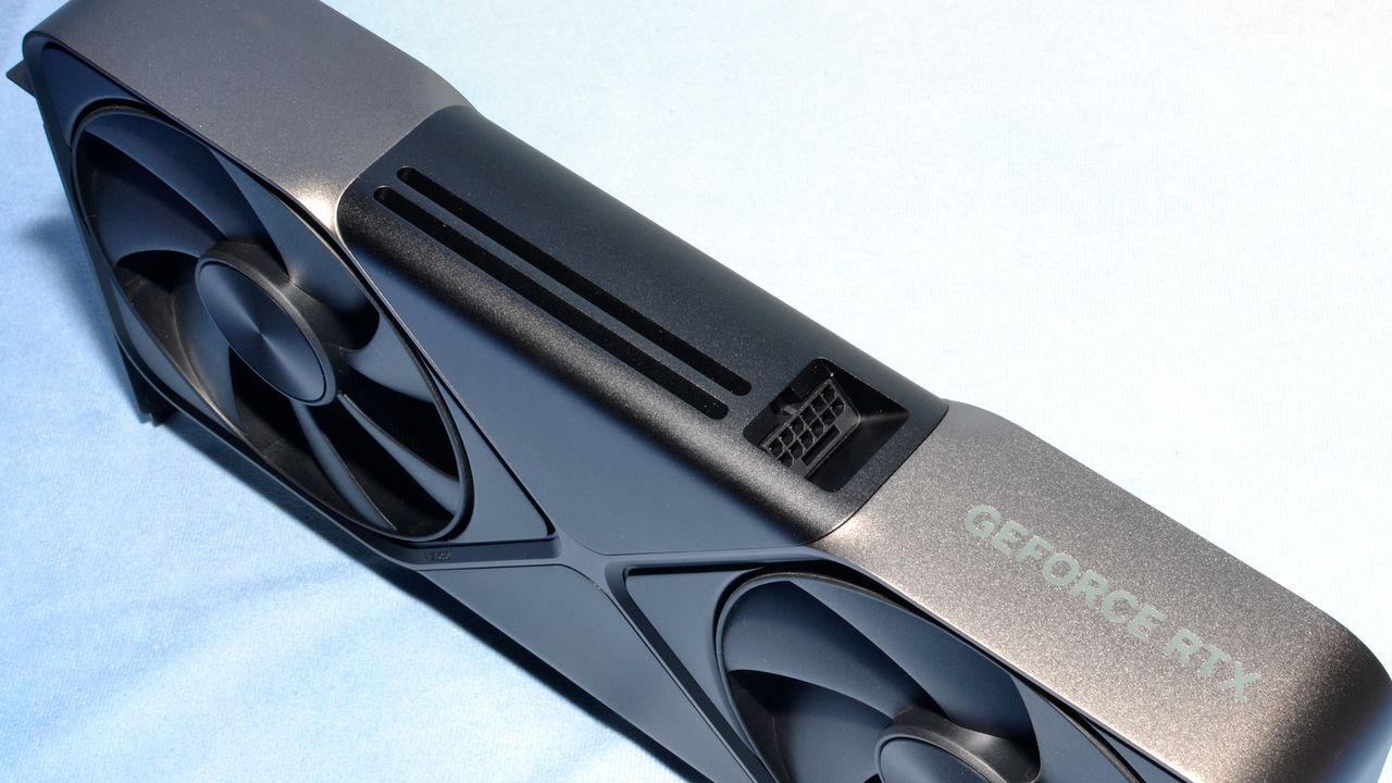 Nvidia GeForce RTX 5080 Founders Edition card photos and unboxing