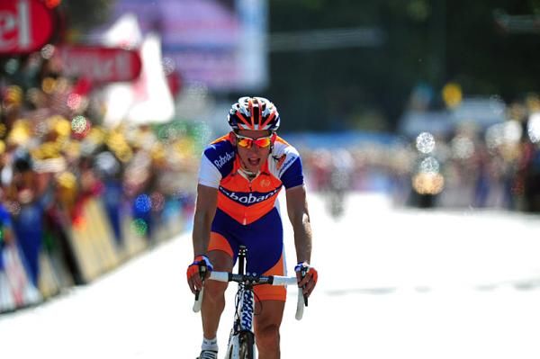 Bauke Mollema (Rabobank) finished alone in second place, 40 seconds down on stage 17 winner Edvald Boasson Hagen.