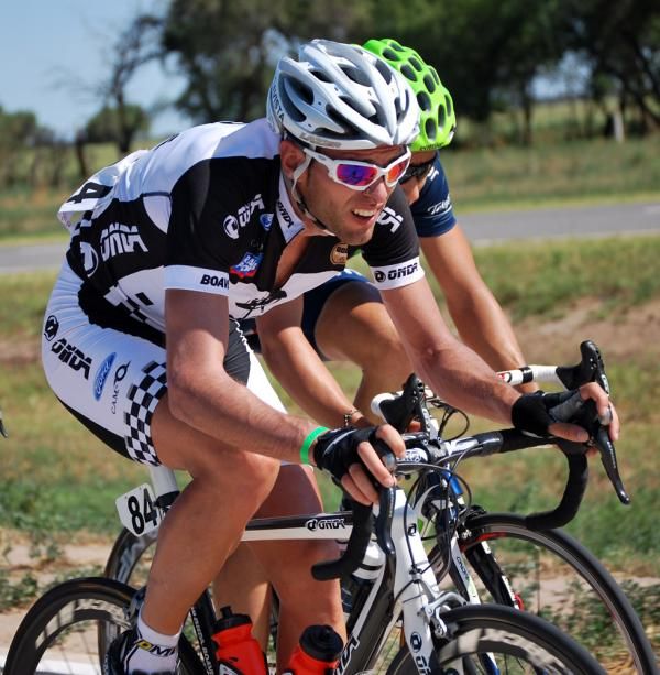 Alejandro Marque (Ondo) rides in the breakaway