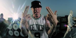 limp bizkit's fred durst dancing in video for gold cobra