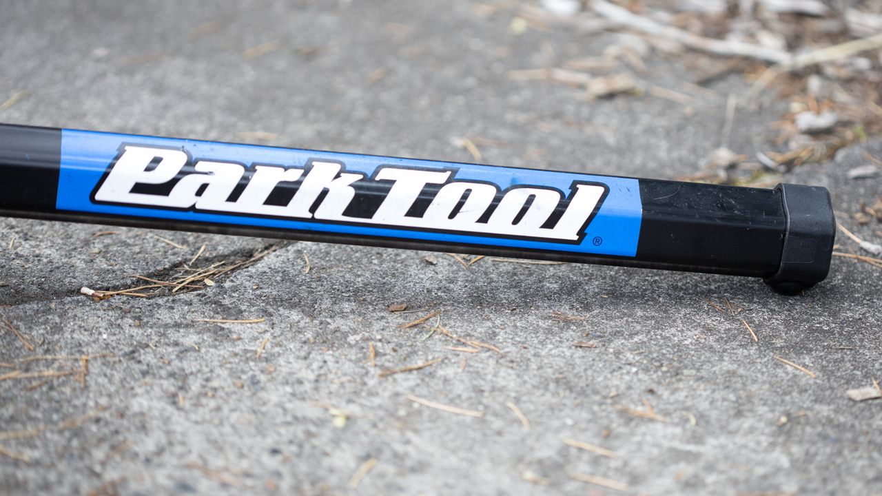 Park Tool PRS-25 branding and plastic leg ends