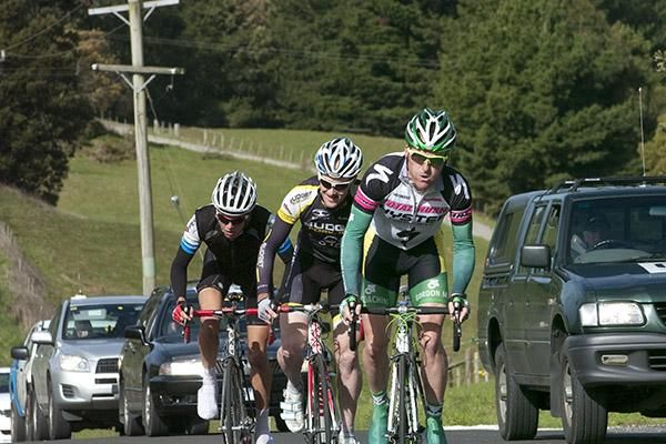 Gordon McCauley (Hyster-Total Rush) leads Peter Herzig (Budget Forklifts) and George Bennett (BikeNZ Ridestrong) in the leading break with two laps to go.