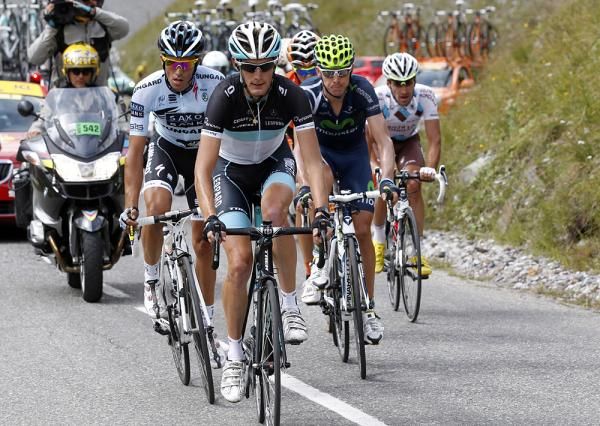 Andy Schleck takes over the pace making