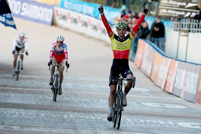 Sven Nys celebrates winning the Roubaix World Cup