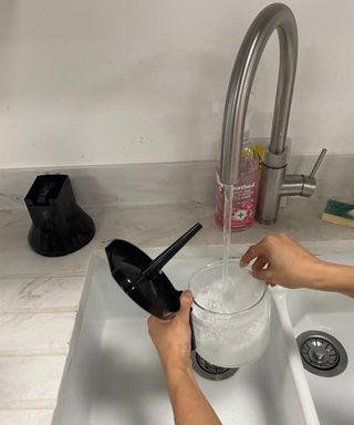 Christina Chrysostomou handwashing Technivorm Moccamaster Select glass coffee jug