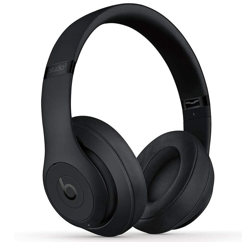 These Beats Studio3 Bluetooth headphones have dropped to 170 today at