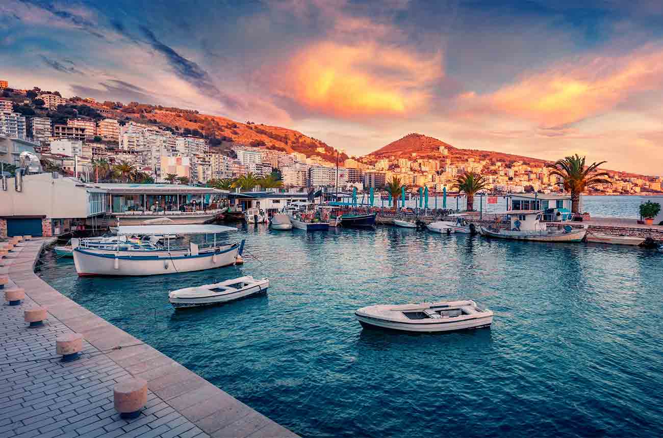 Sarand&amp;euml;, Albania