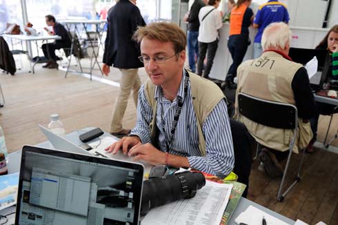 H&amp;amp;H photographer Peter Nixon at work