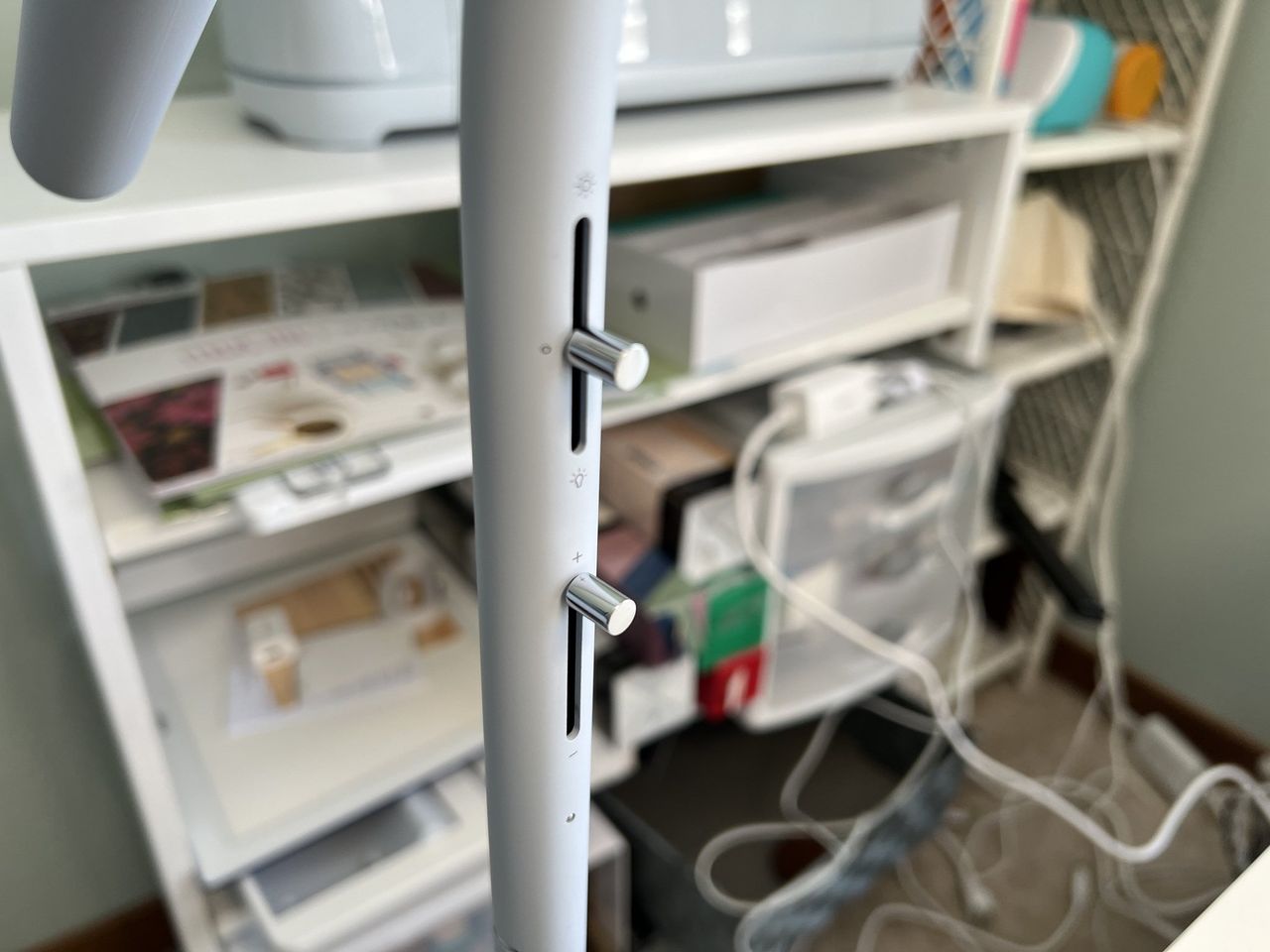 Cricut Bright 360 Floor Lamp Close Up Controls