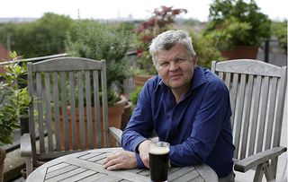 Adrian Chiles – Drinkers Like Us