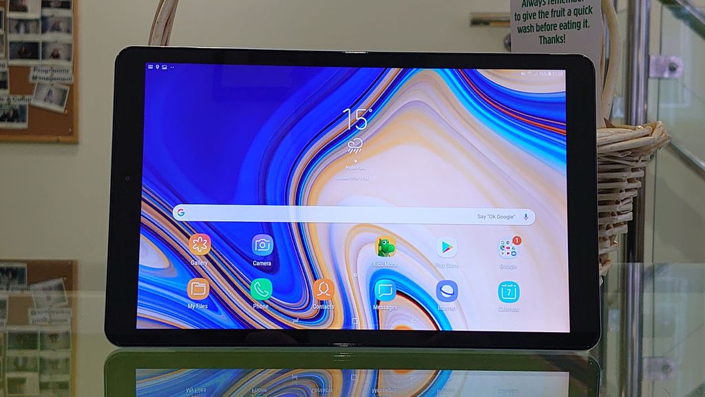 iPad 9.7 vs Samsung Galaxy Tab A 10.5 which is the best budget tablet