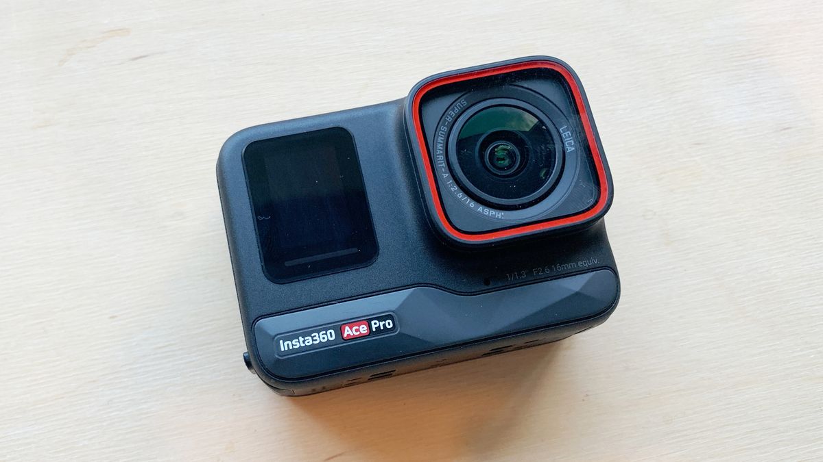 Image of the front of an Insta360 Ace Pro action camera