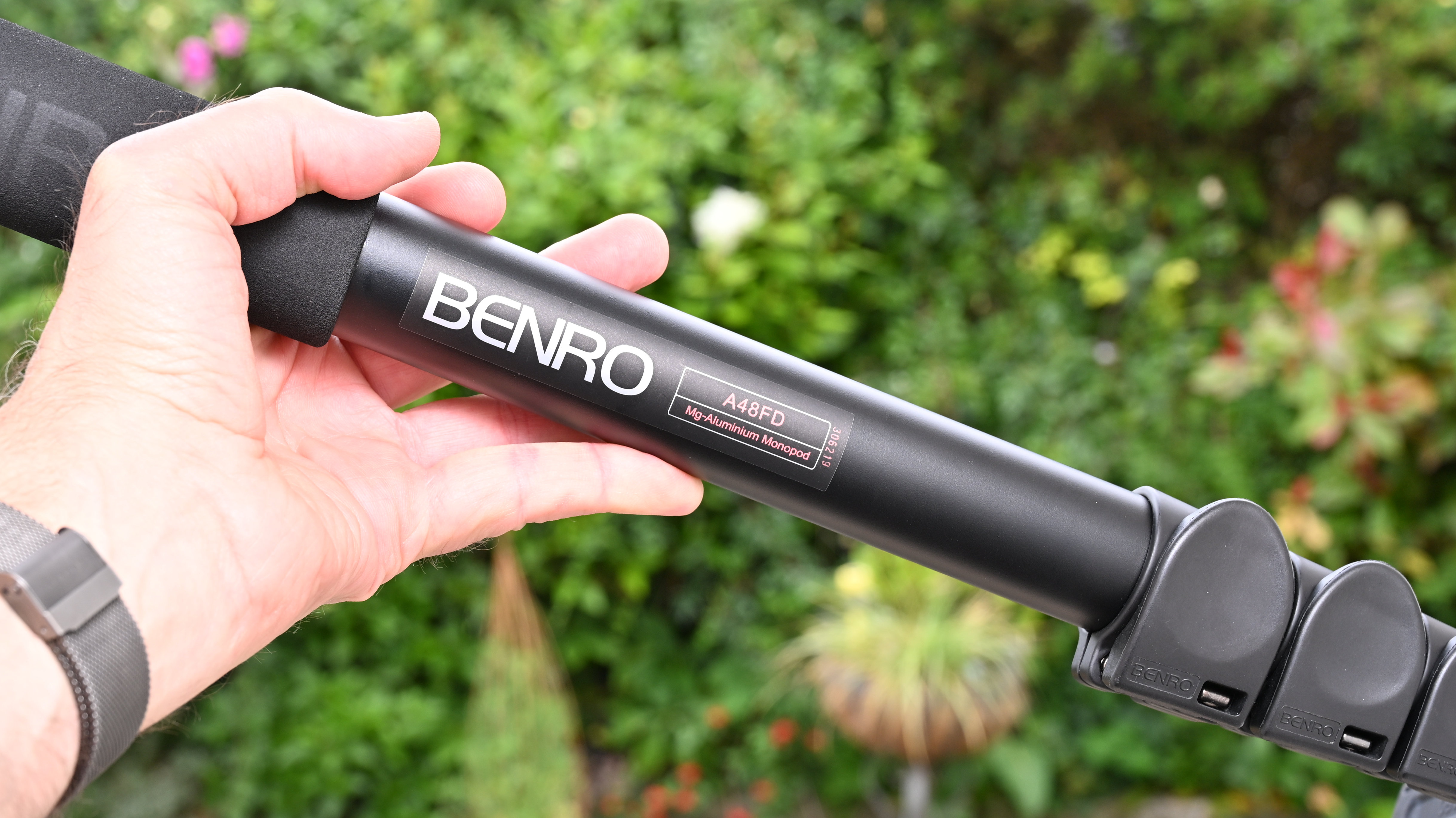 Benro A48FD Series 4 Aluminum Monopod with 3-Leg Locking Base