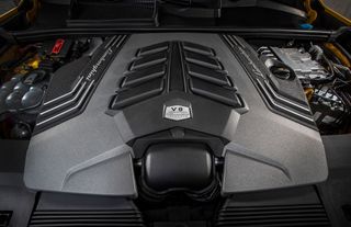 Lamborghini Urus V8 engine